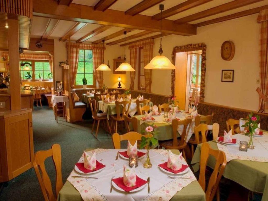 Gasthaus - Pension Hohberg Durbach Exterior foto